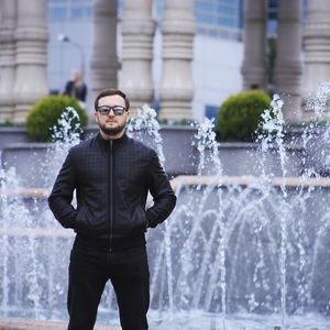 Meet your Posher, Izzat